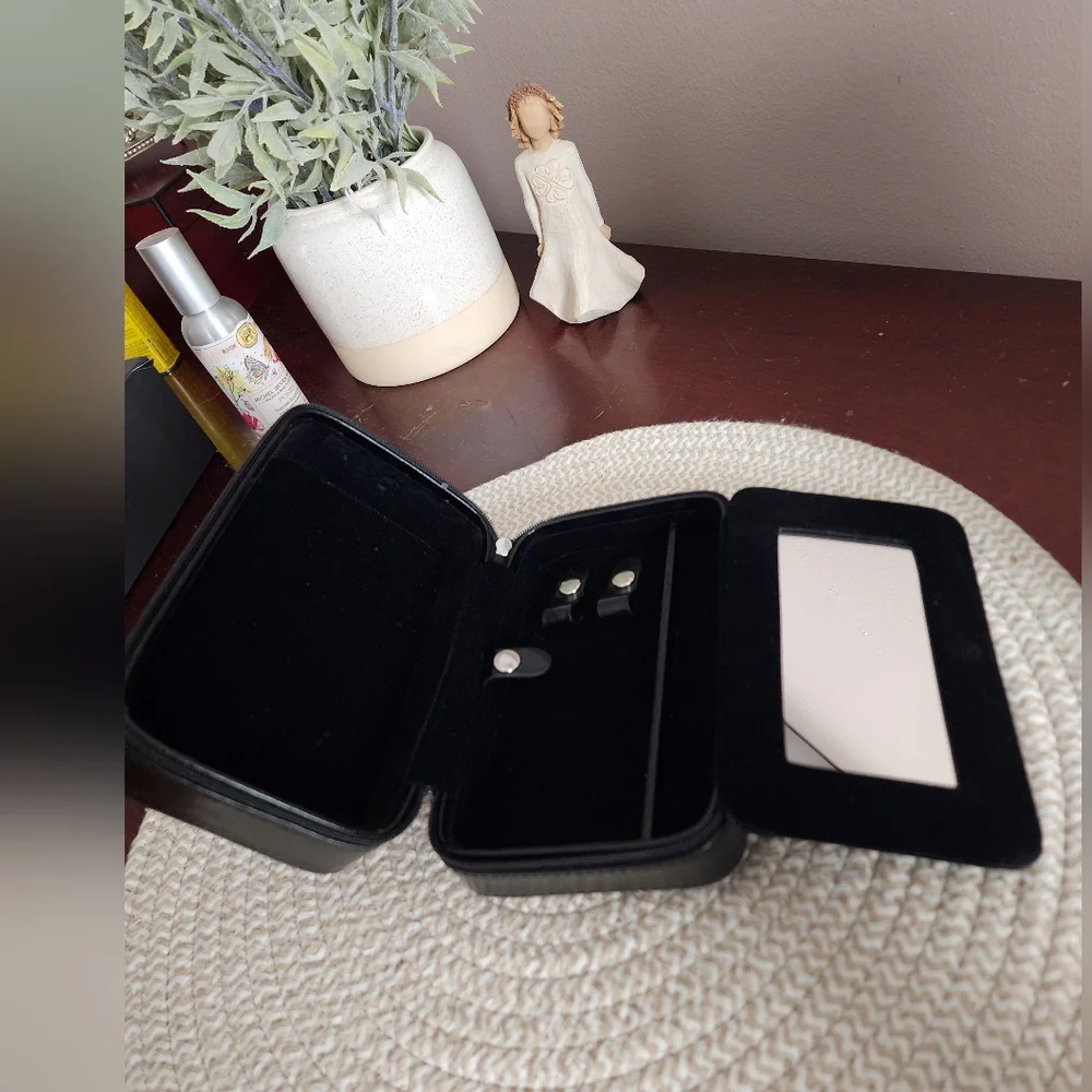 Eddie Bauer® Travel Jewelry Case w/Fold Out Travel…